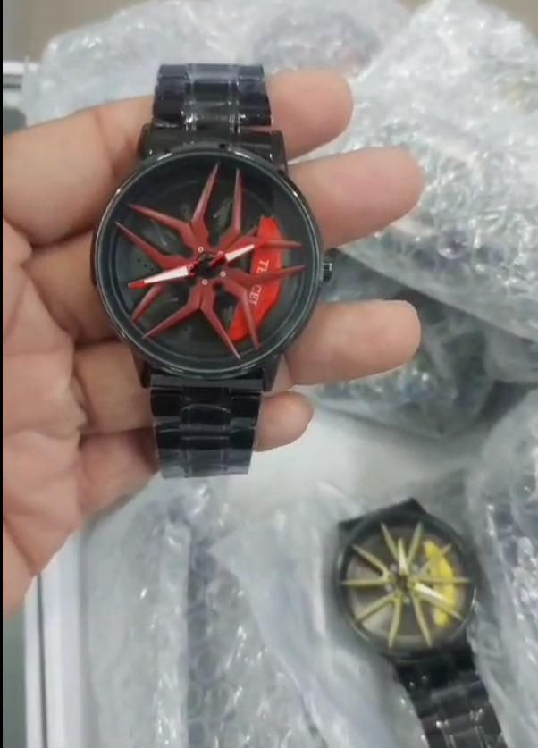 ✨ Luxury Stereoscopic Car Wheel Wristwatch – Unique Automotive Design ✨